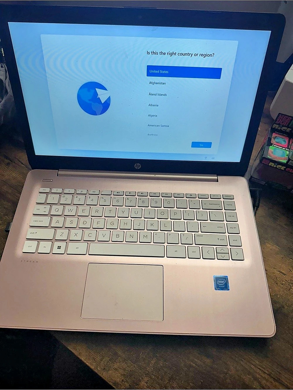 HP Laptop Pink